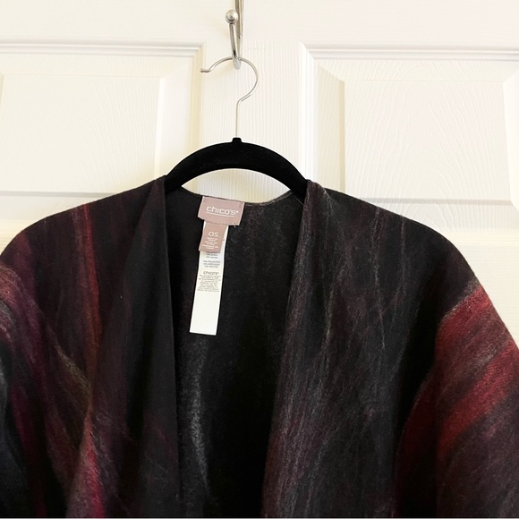 Chico’s Shawl - Picture 2 of 3